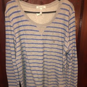 Woman’s sweatshirt